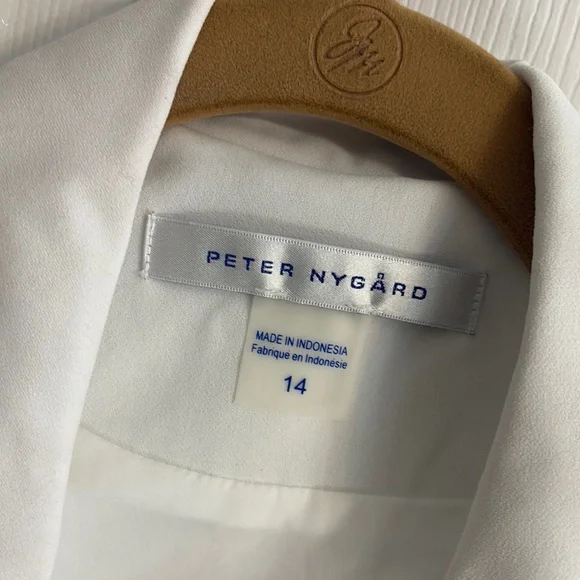 Peter Nygard Sz 14 Sleeveless Blazer Vest slit back & still stitched pockets! - Picture 3 of 13